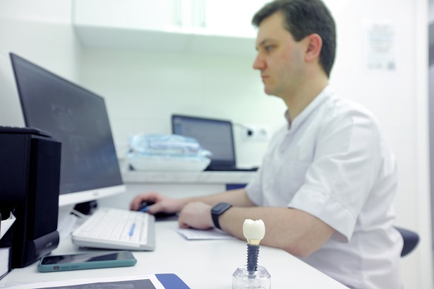 Стоматологія «Andreev Dental Clinic» (Андрєєв Дентал Клиник)