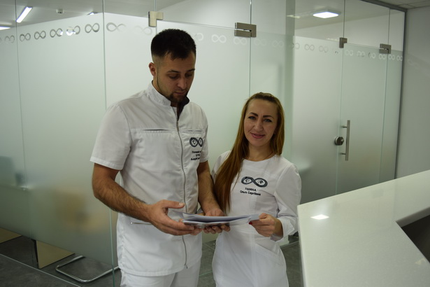 Стоматологія «Burov Clinic» (Буров Клінік)