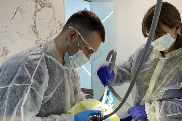 Стоматологія «Dental Guru» (Дентал Гуру)