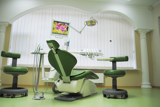 Стоматологія «Dentistman» (Дентістмен на Голосіївській)