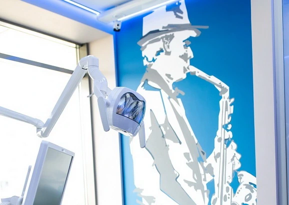 Стоматологія Jazz Dent Clinic (Джаз)