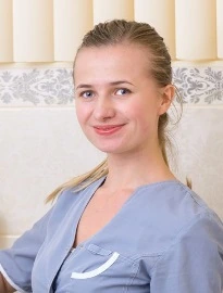 Ладаняк Вікторія