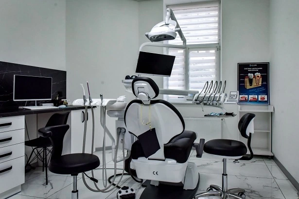 Dentistry "Emily Dental Clinic" (Emily Dental Clinic)