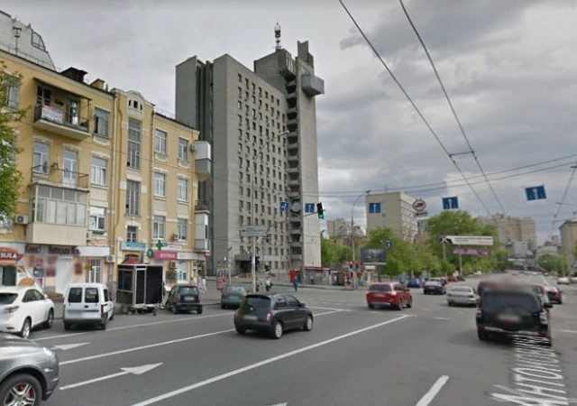 Стоматології на Антоновича (колишня Горького)