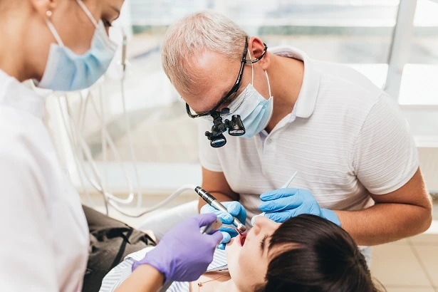 Стоматологія «Dentistman» (Дентістмен на Голосіївській)