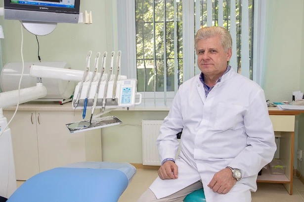 Стоматологія «Святодент»