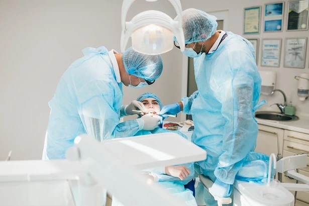 Стоматологія «Dentistman» (Дентістмен на Голосіївській)