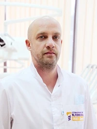 Бургонський Владислав Валерійович (Inno-Dent)