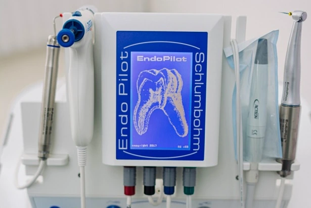 Стоматологія «Andreev Dental Clinic» (Андрєєв Дентал Клиник)