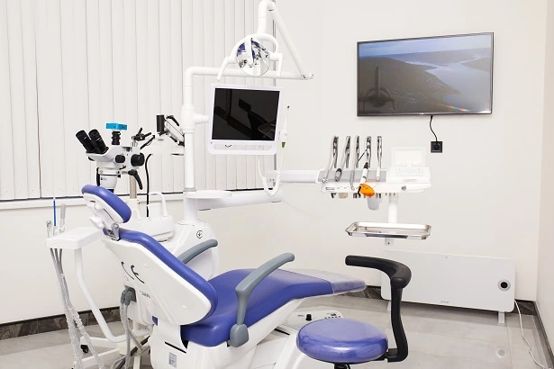Стоматологія «AM dental» (Амдентал)