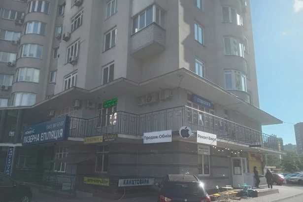 Стоматологія «Денталь» на Срібнокільській