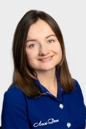 Ажар Ганна Валентинівна