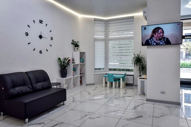 Dentistry "Emily Dental Clinic" (Emily Dental Clinic)