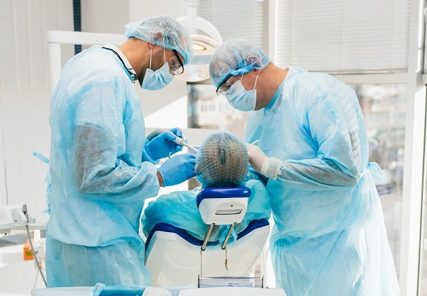 Стоматологія «Dentistman» (Дентістмен на Голосіївській)