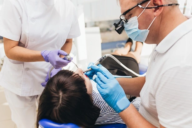 Стоматологія «Dentistman» (Дентістмен на Голосіївській)