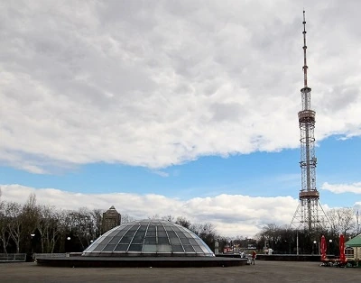 Стоматології біля метро - Дорогожичі