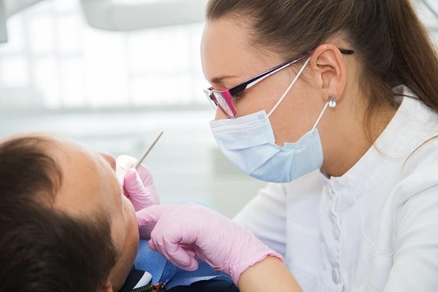 Стоматологія «One Dental Clinic» на Виноградарі (Перша Стоматологічна Клініка)